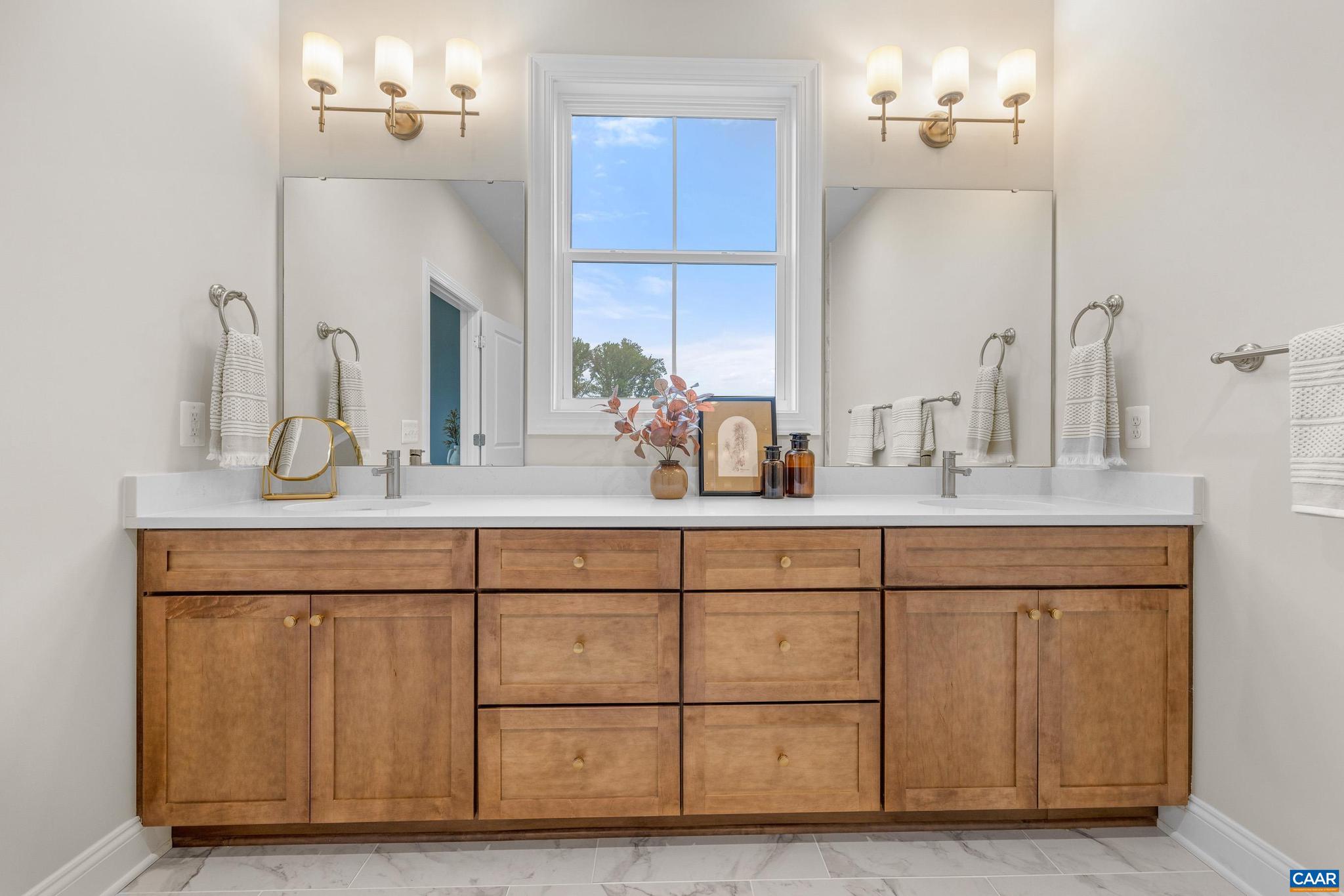 OLD TRAIL - Residential