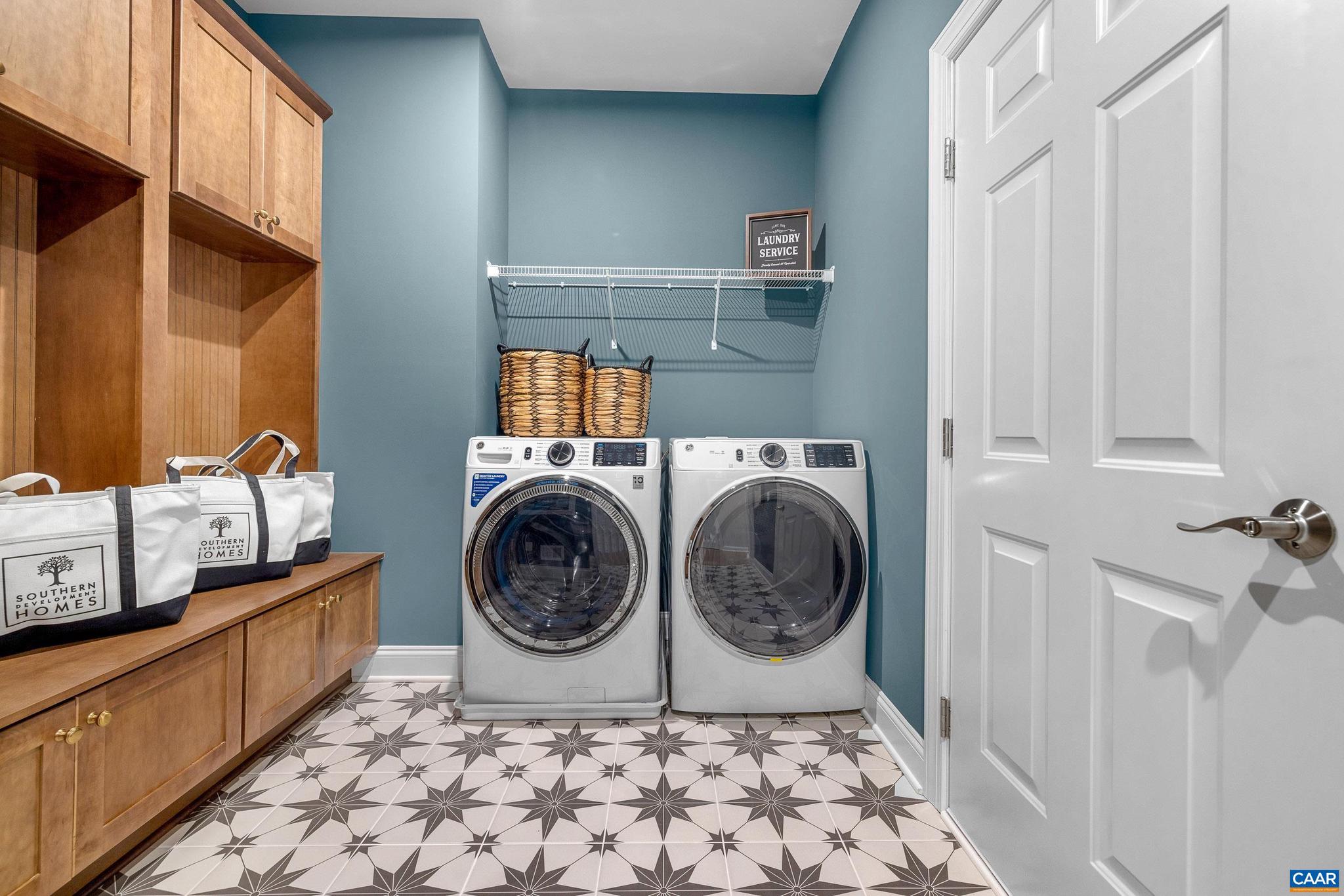 OLD TRAIL - Residential