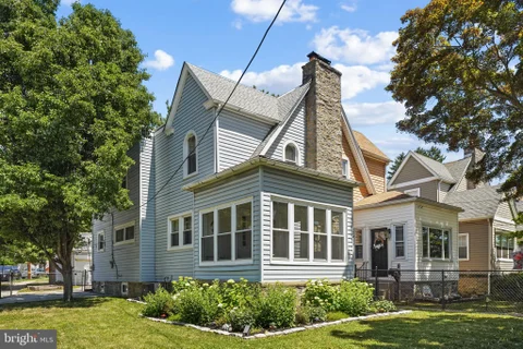 2463 Eldon Avenue, Drexel Hill, PA MLS: PADE2109982