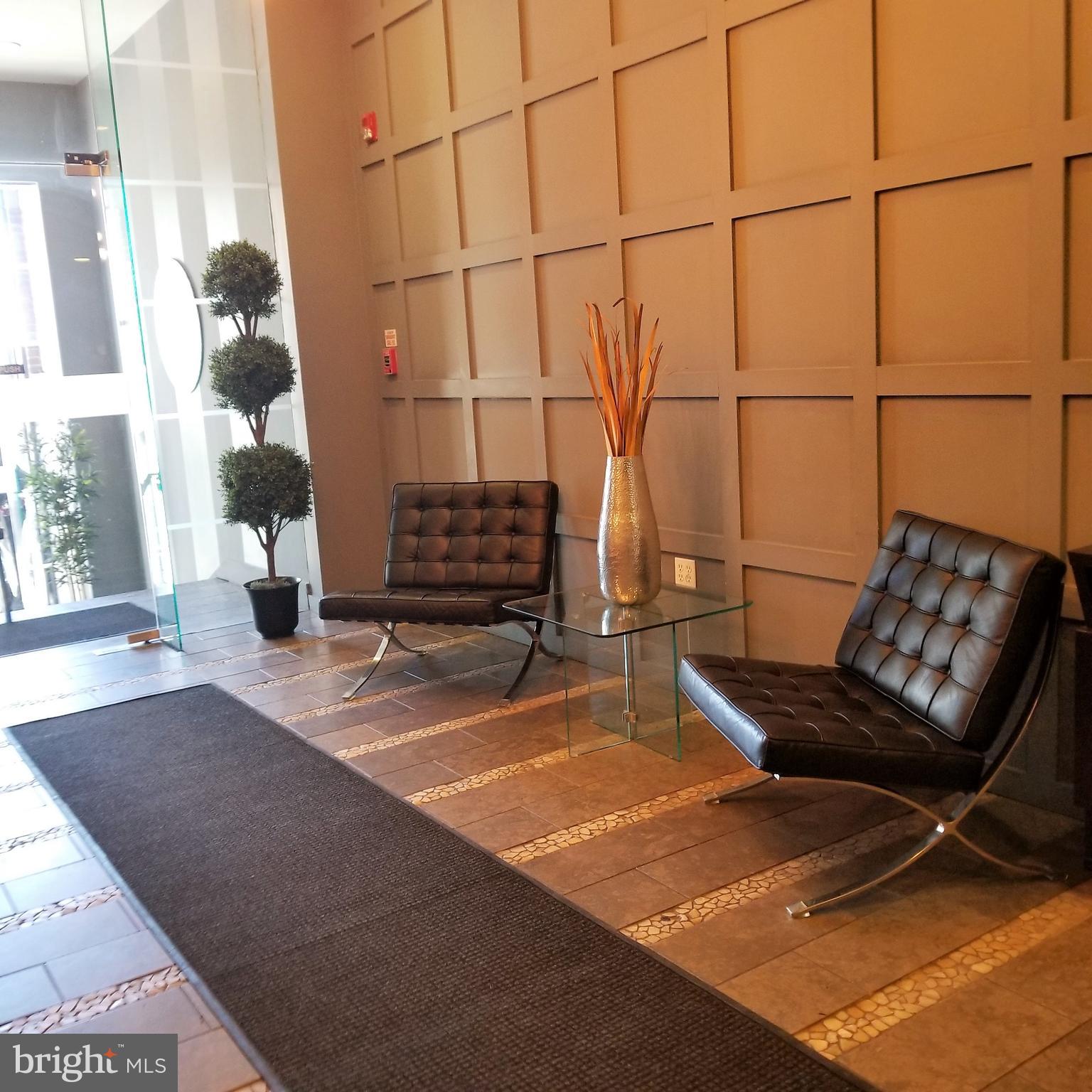 POINT BREEZE - Residential Lease