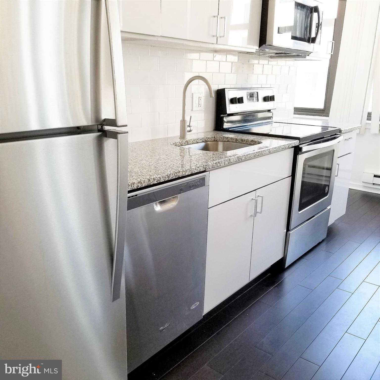 POINT BREEZE - Residential Lease