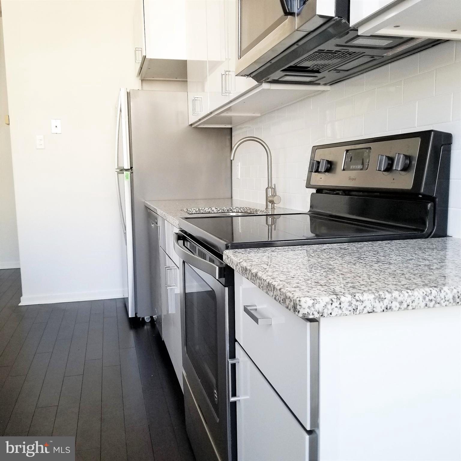 POINT BREEZE - Residential Lease