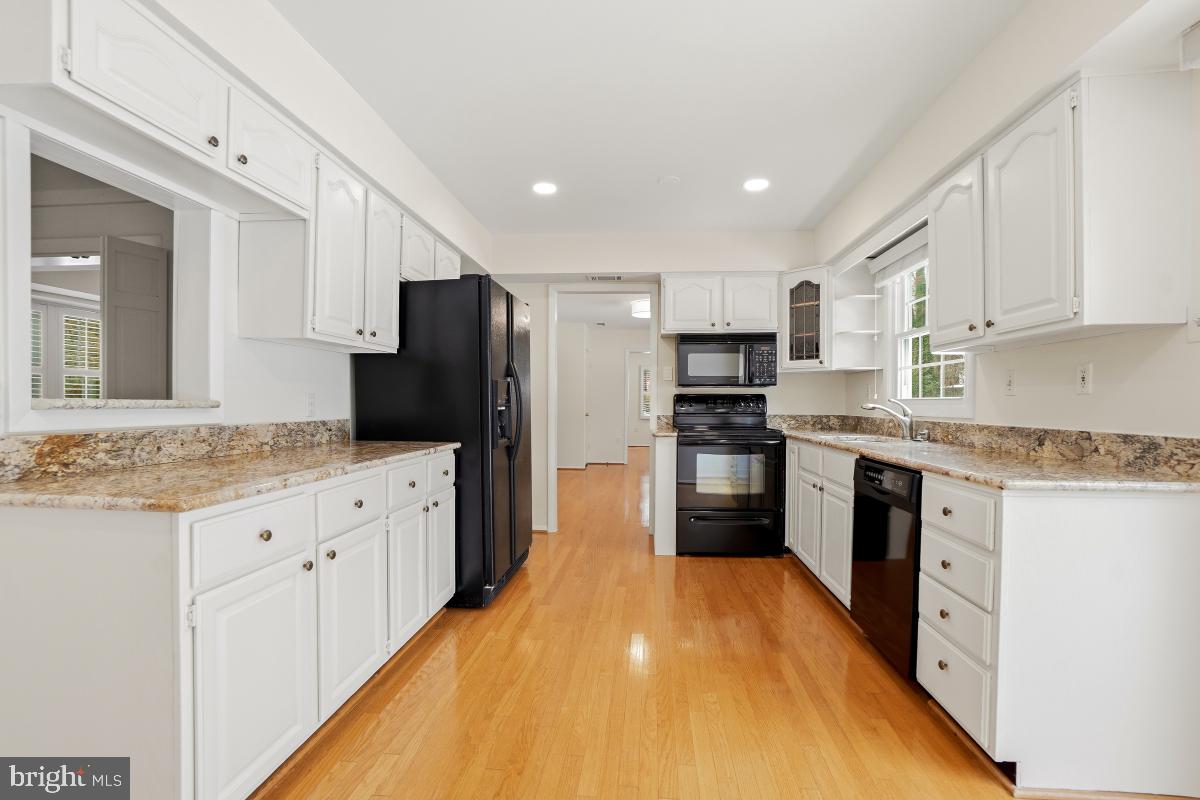 RUNNING BROOK - Residential