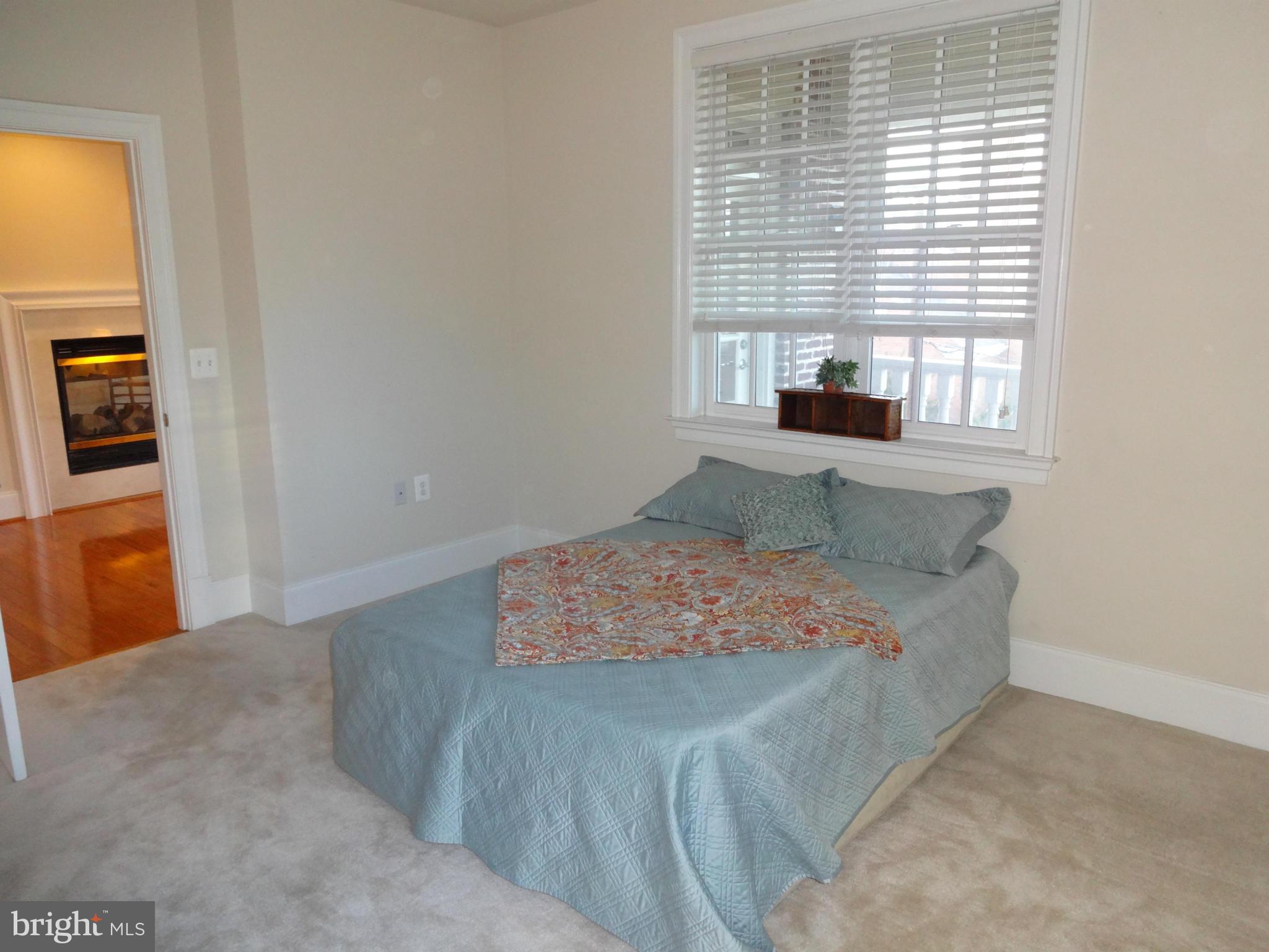 LIBERTY ROW - Residential