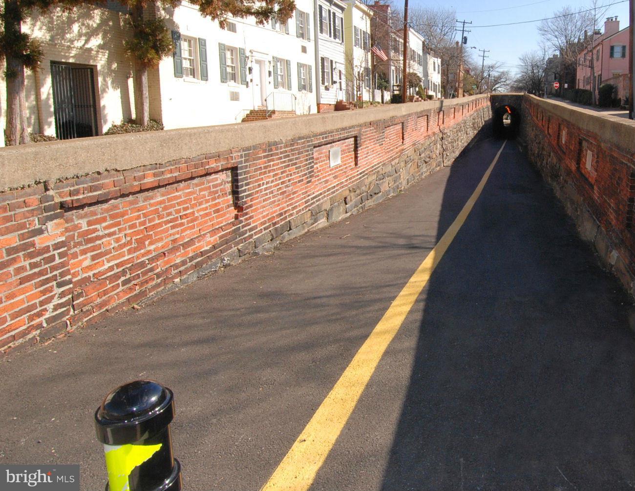 LIBERTY ROW - Residential