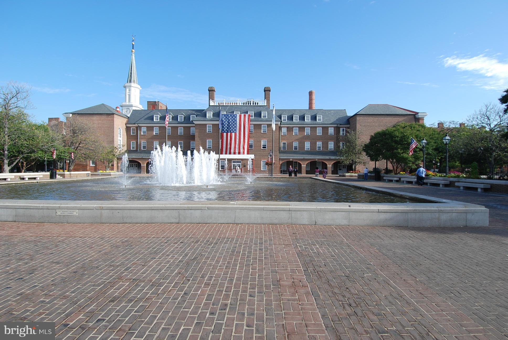 LIBERTY ROW - Residential