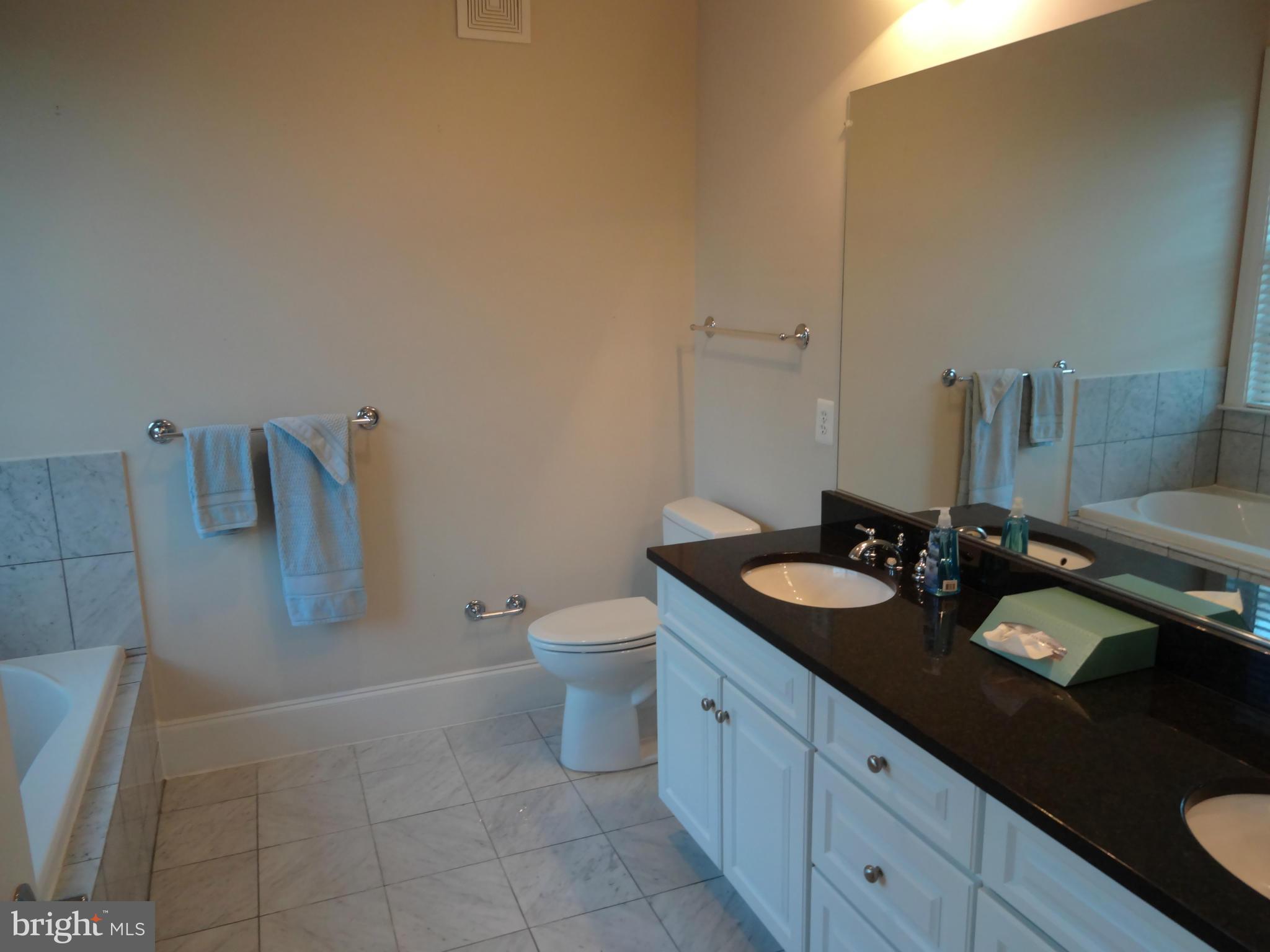 LIBERTY ROW - Residential