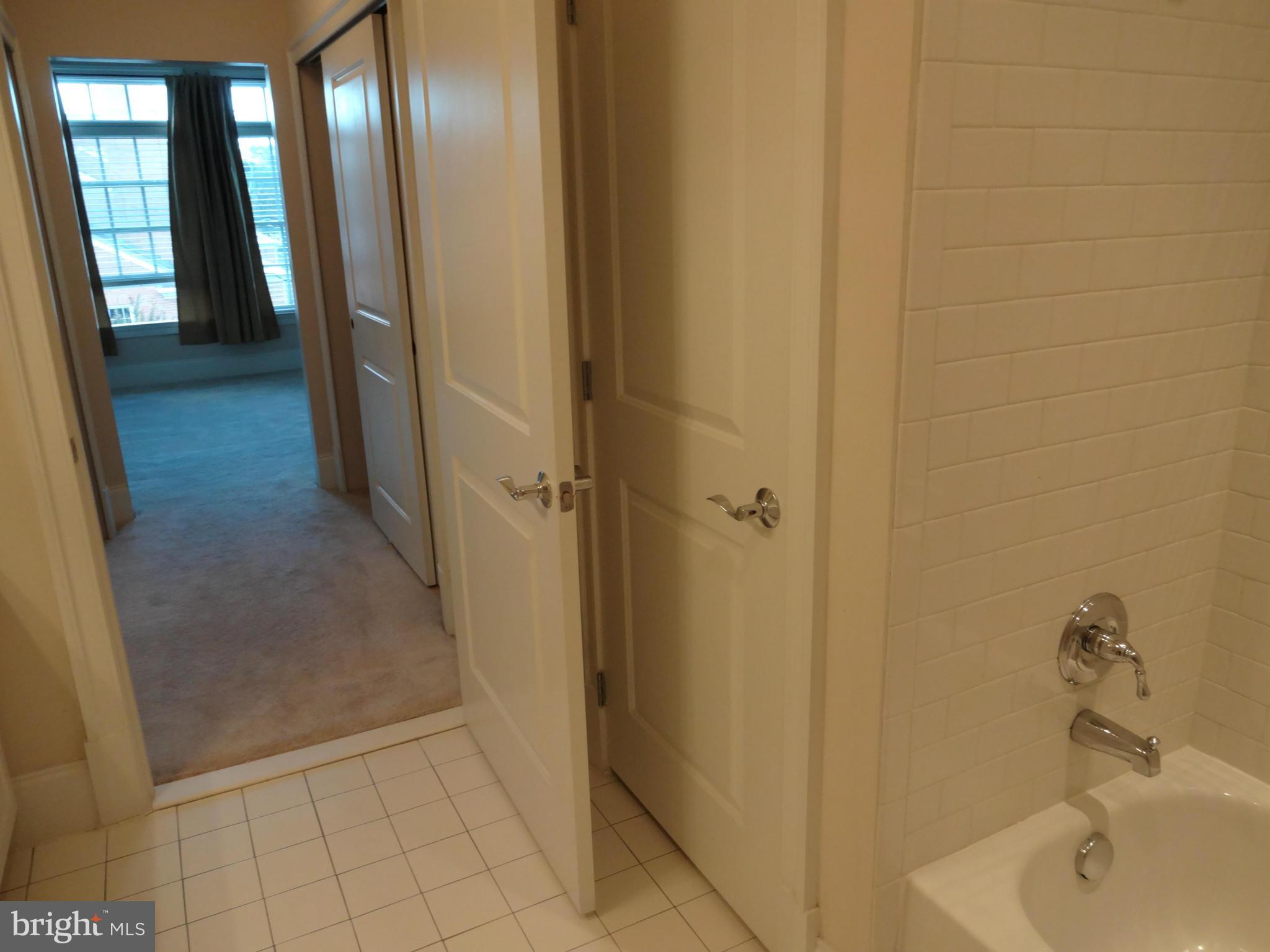 LIBERTY ROW - Residential