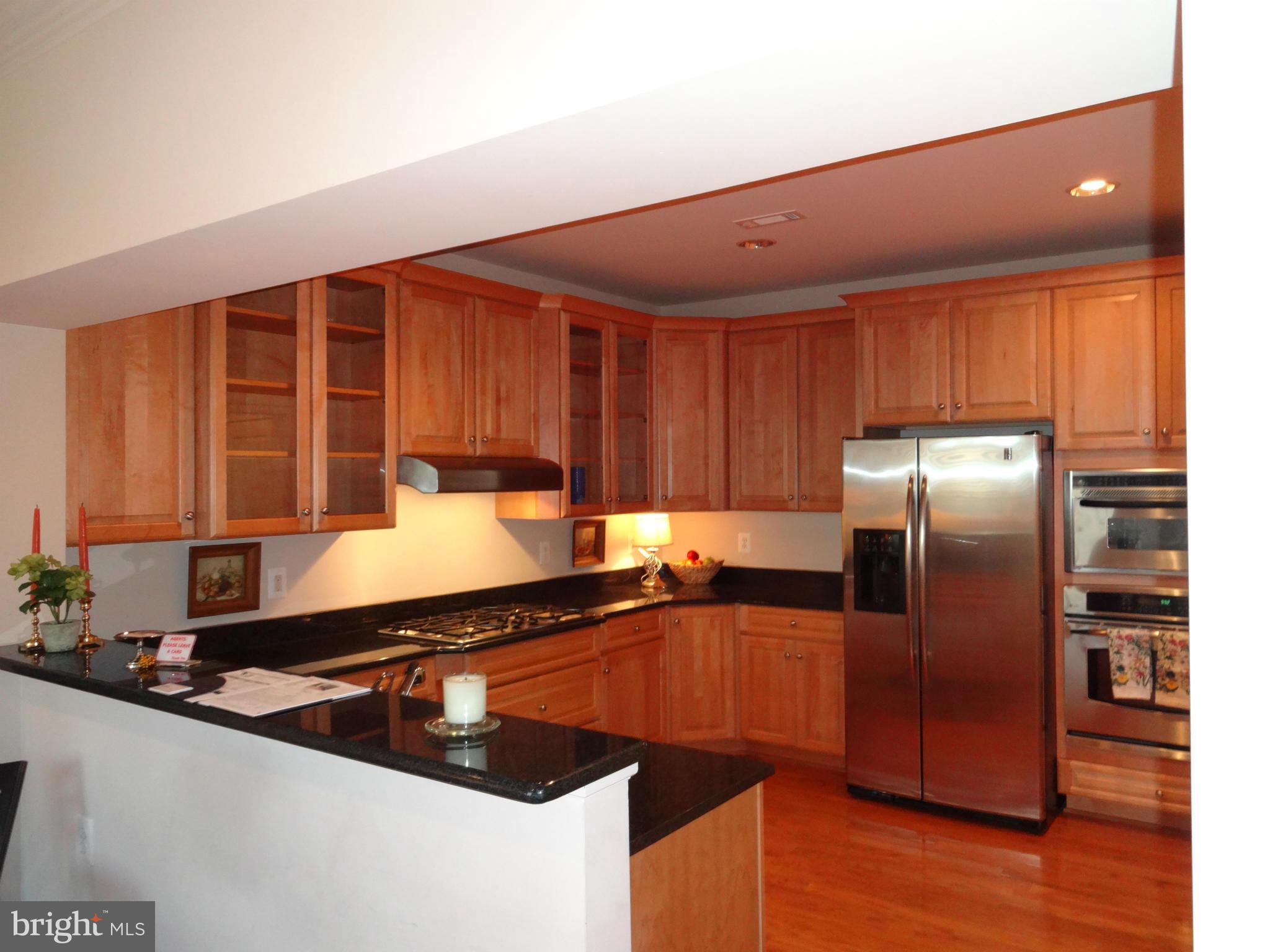 LIBERTY ROW - Residential