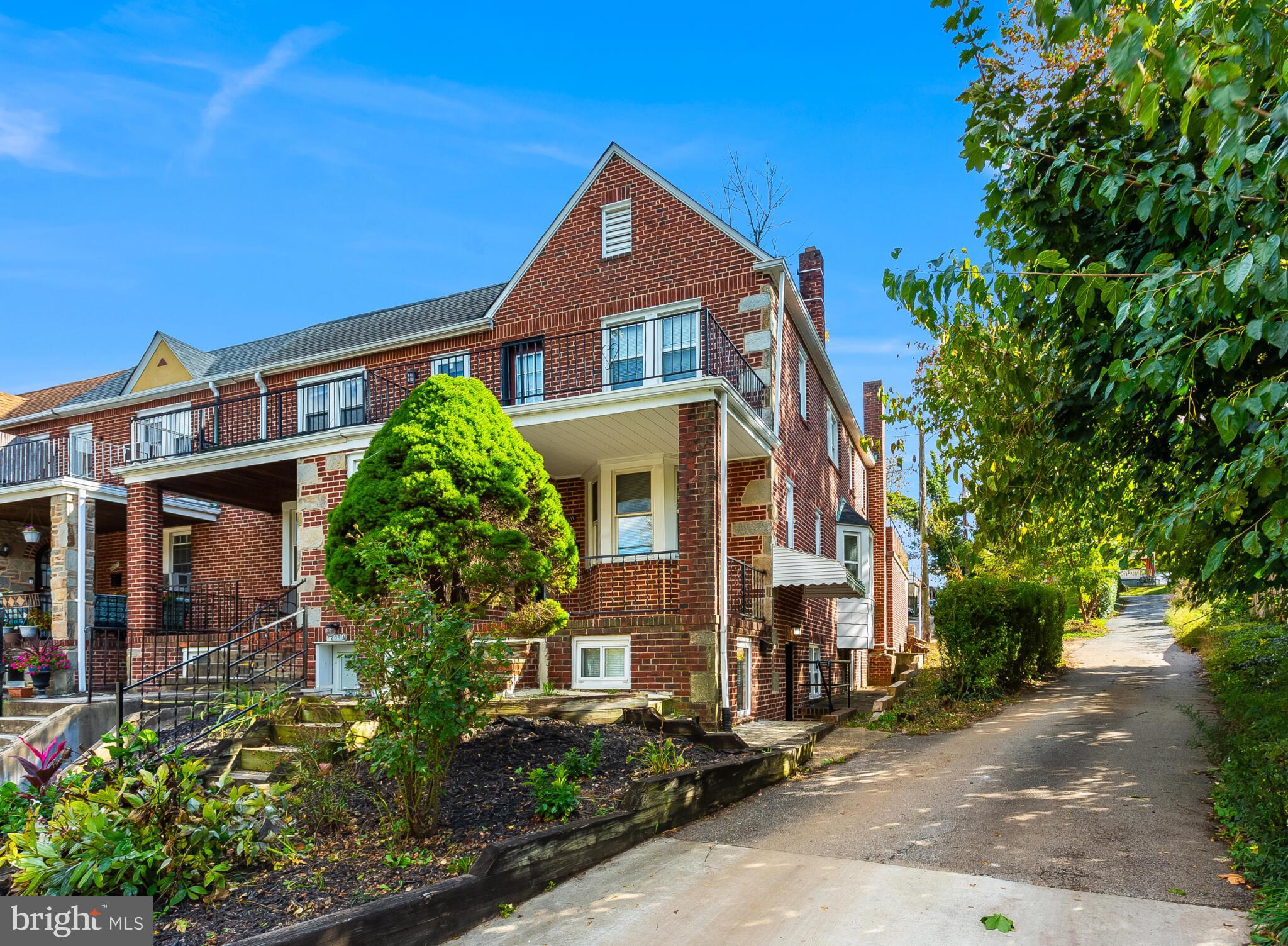 6211 FREDERICK ROAD