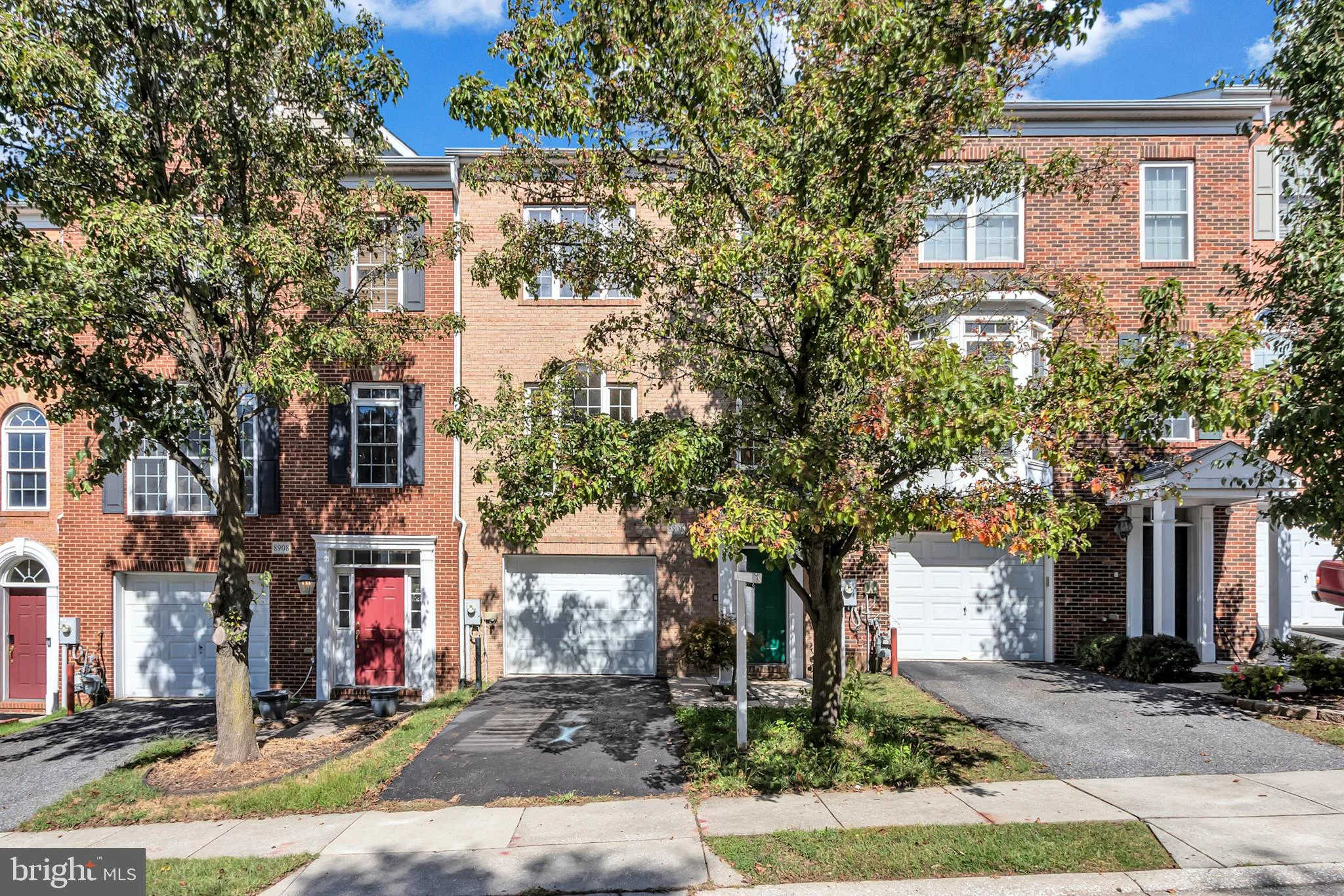 8906 Lee Manor Drive, Ellicott City, MD 21043
