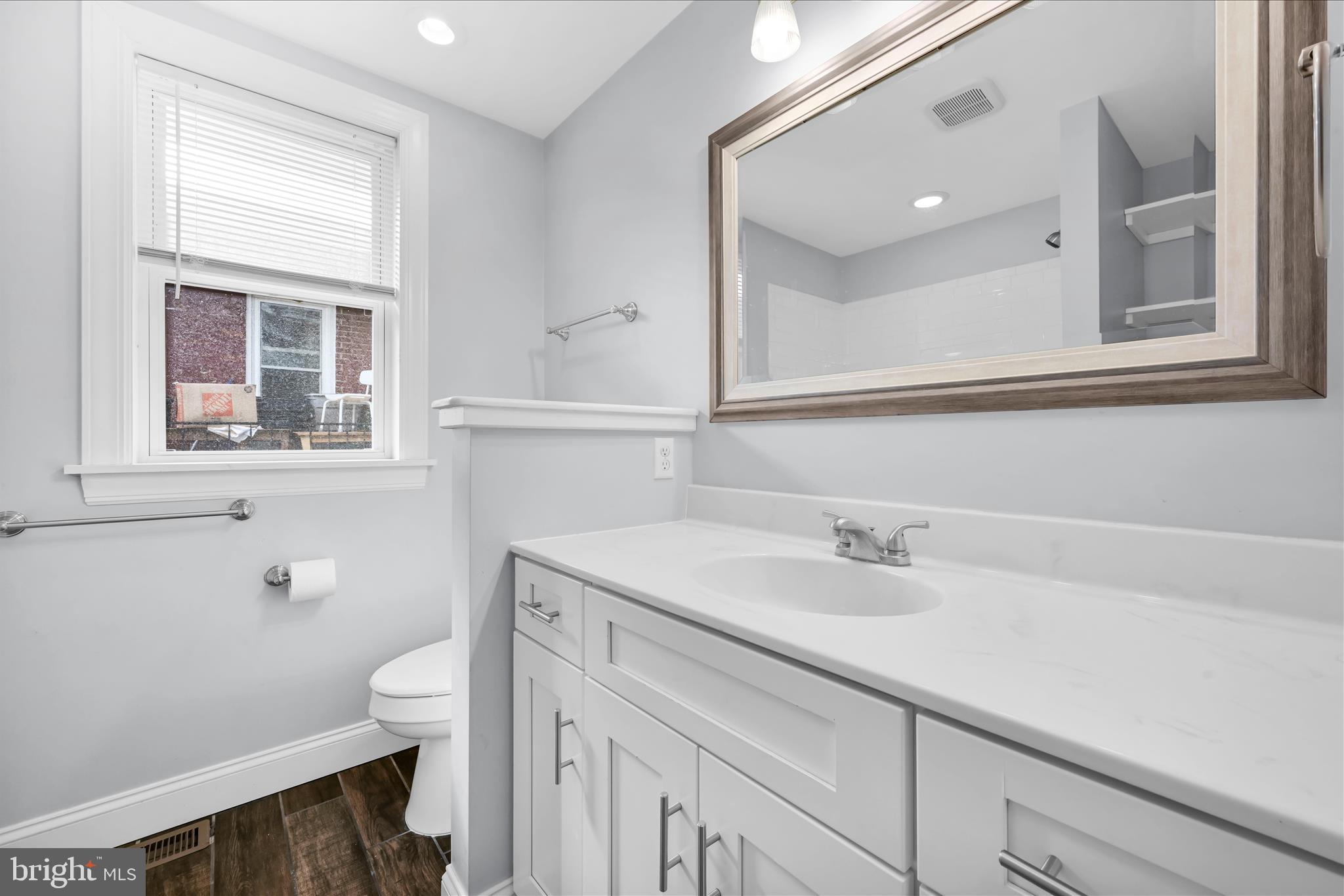 COLUMBIA - Residential