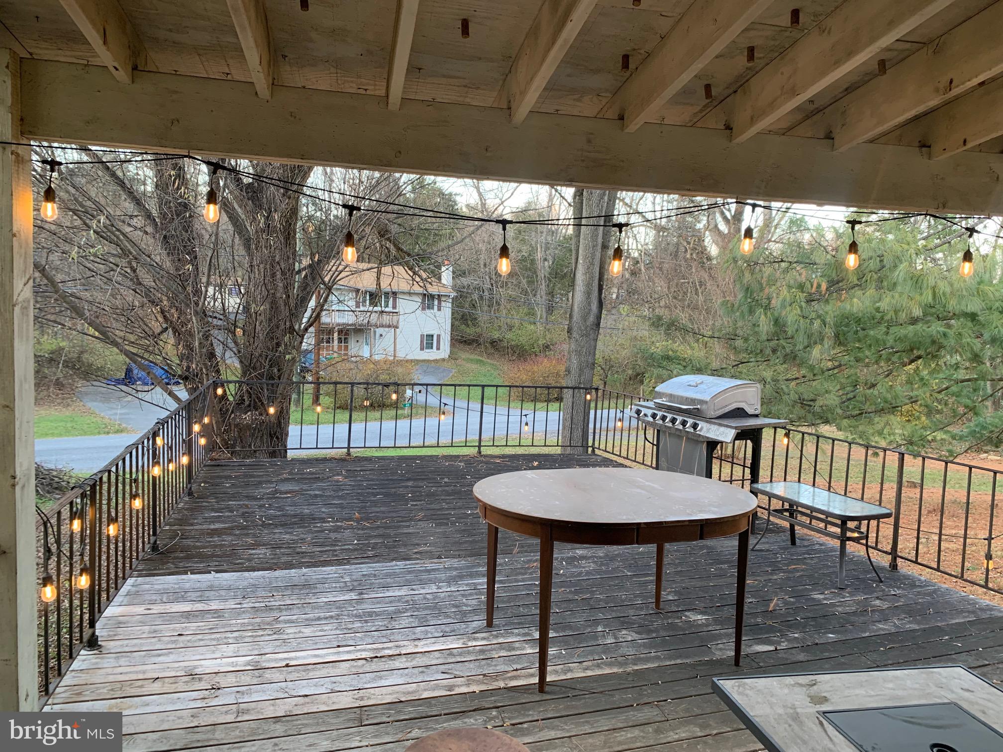 SHEN SHORES - Residential