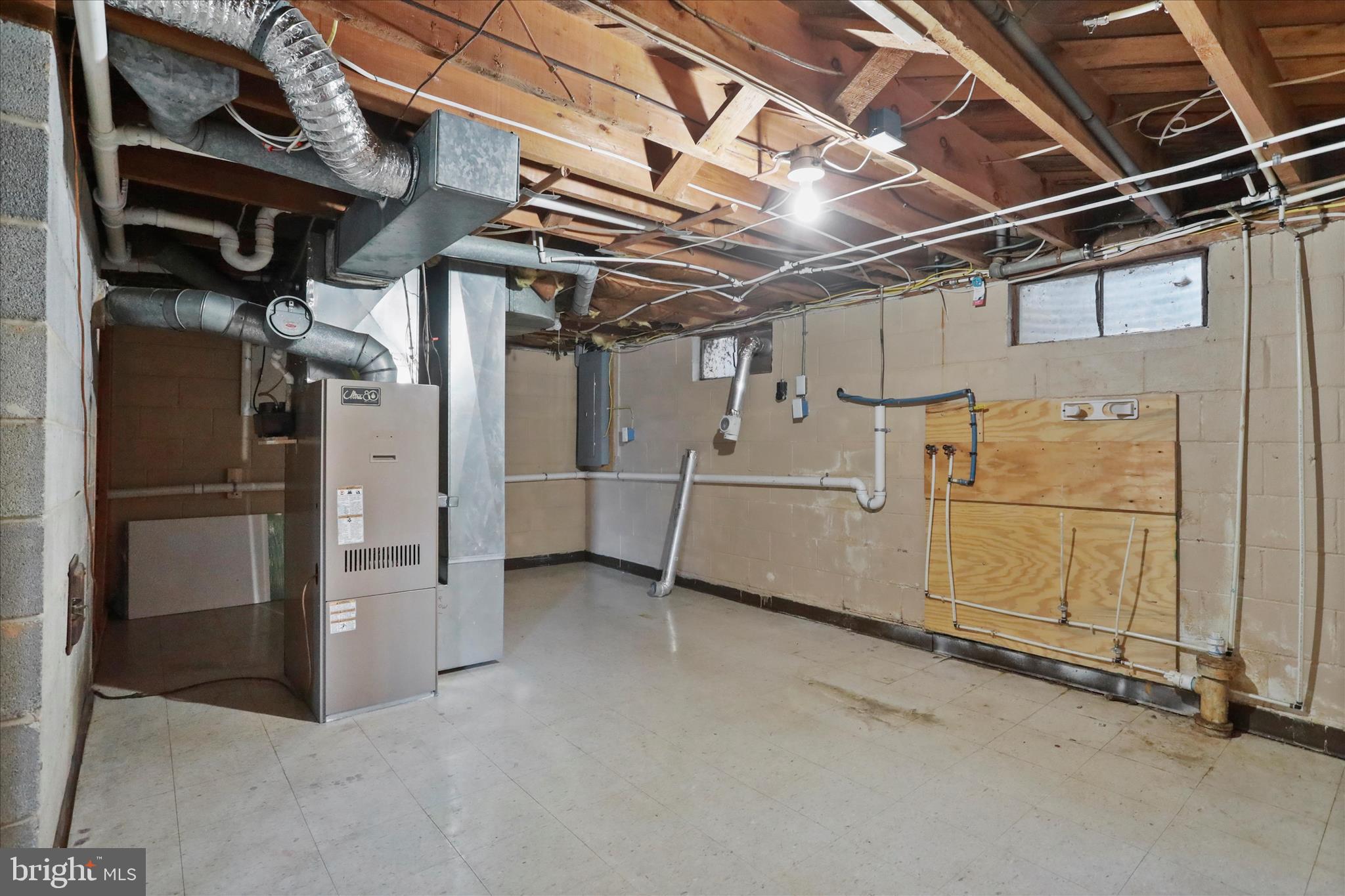 MASSANUTTEN HEIGHTS - Residential