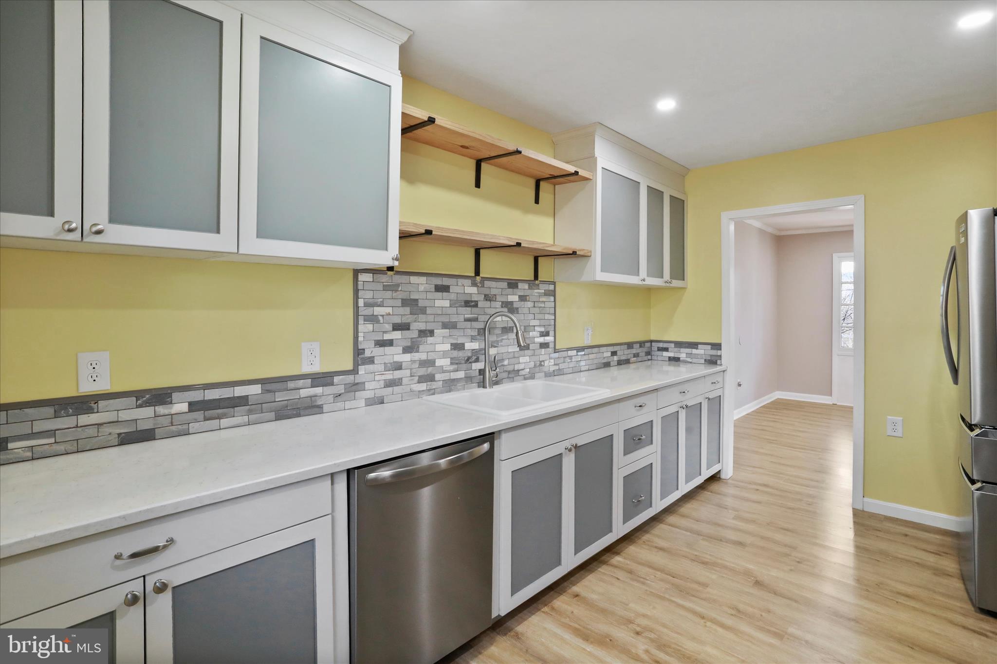 MASSANUTTEN HEIGHTS - Residential