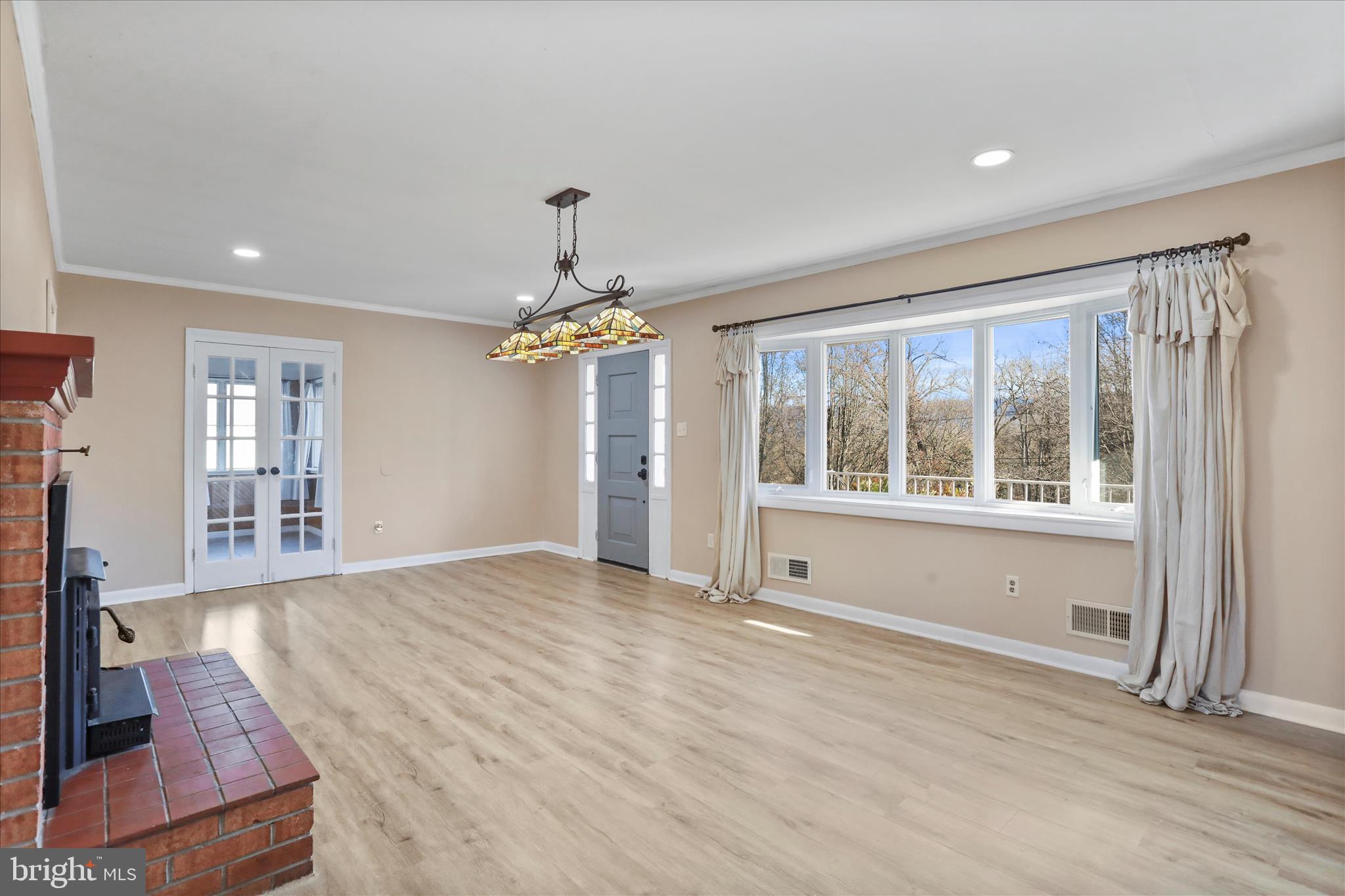 MASSANUTTEN HEIGHTS - Residential