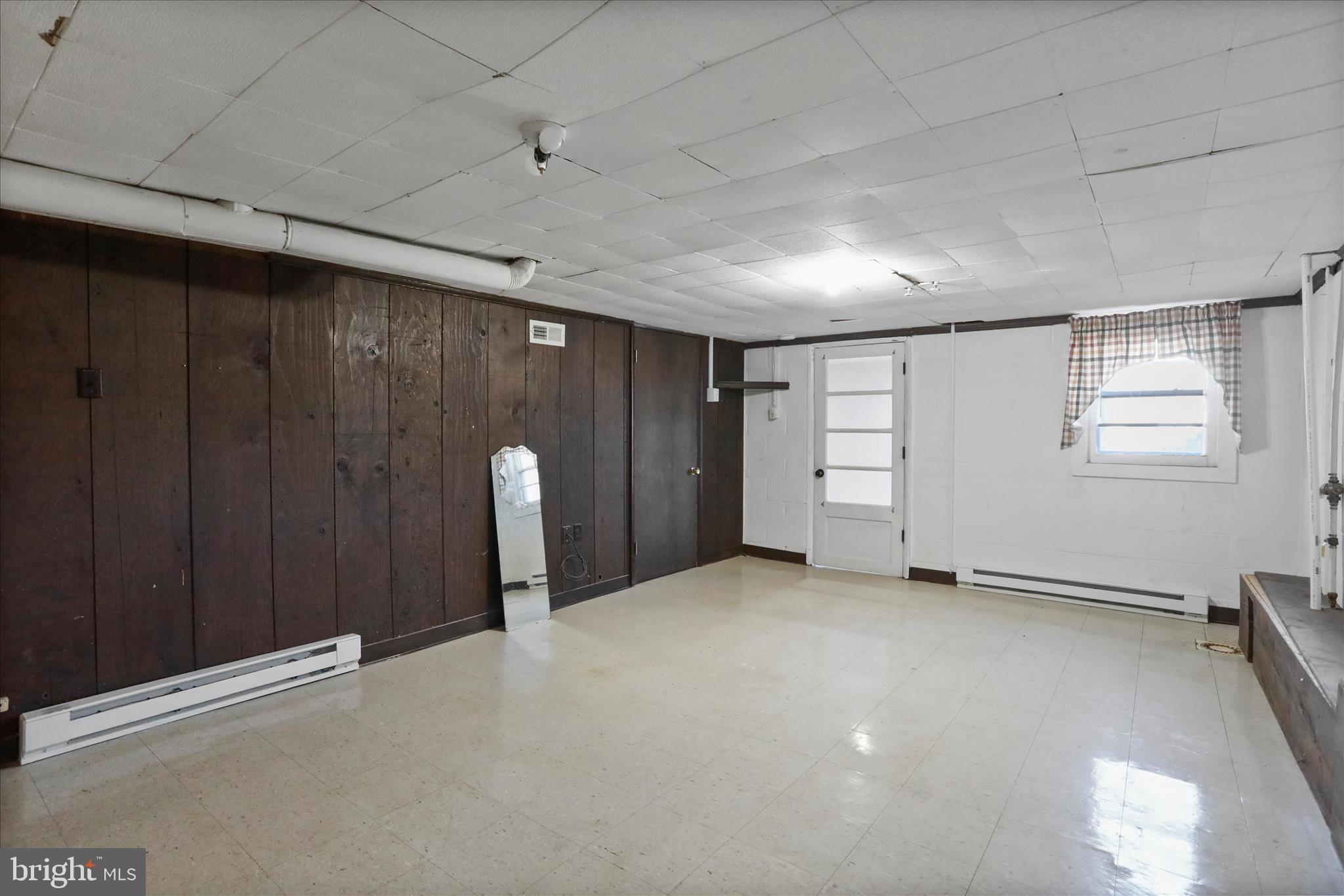 MASSANUTTEN HEIGHTS - Residential