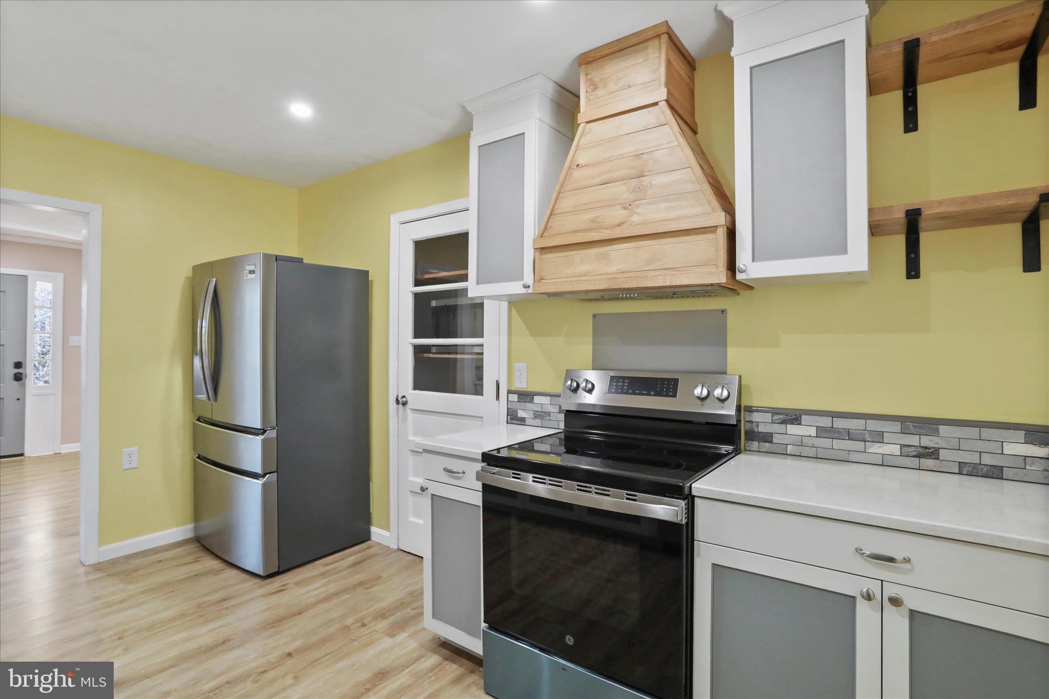 MASSANUTTEN HEIGHTS - Residential