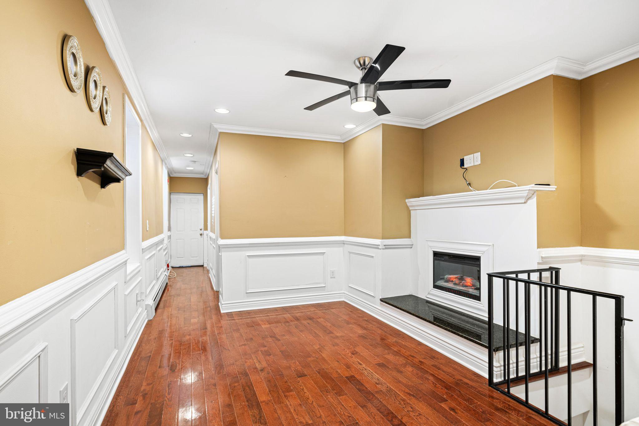 WASHINGTON SQ WEST - Residential