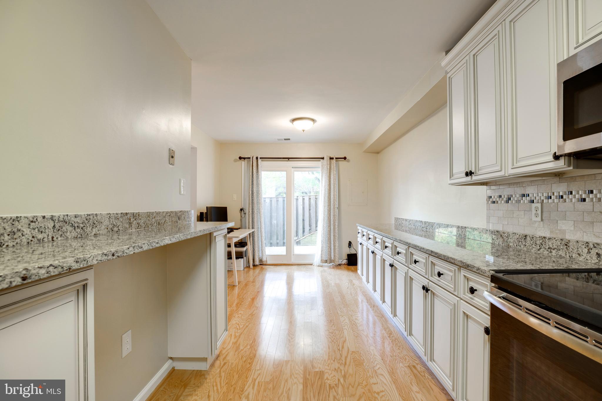 BURKE CENTRE - Residential Lease