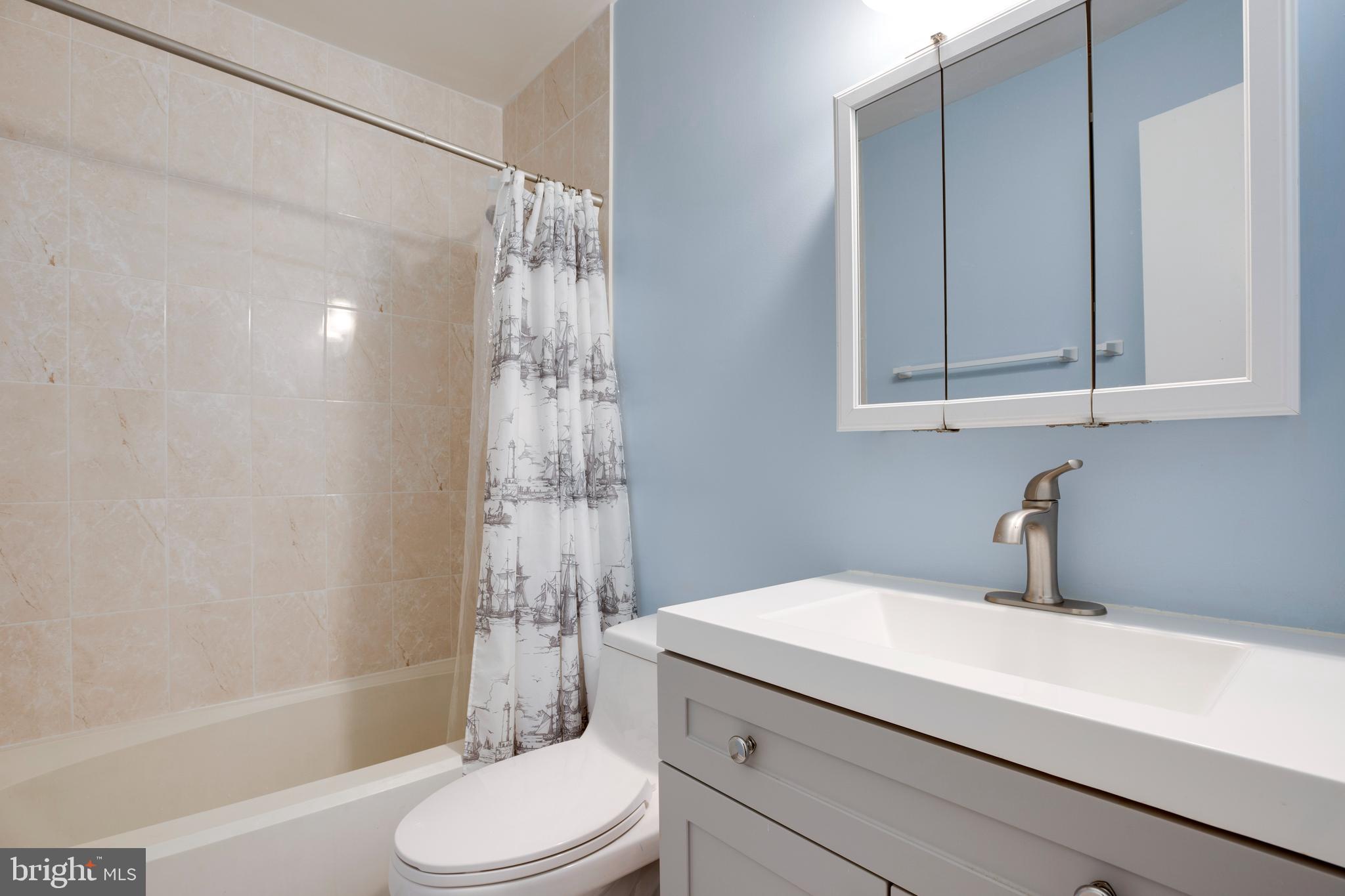 BURKE CENTRE - Residential Lease