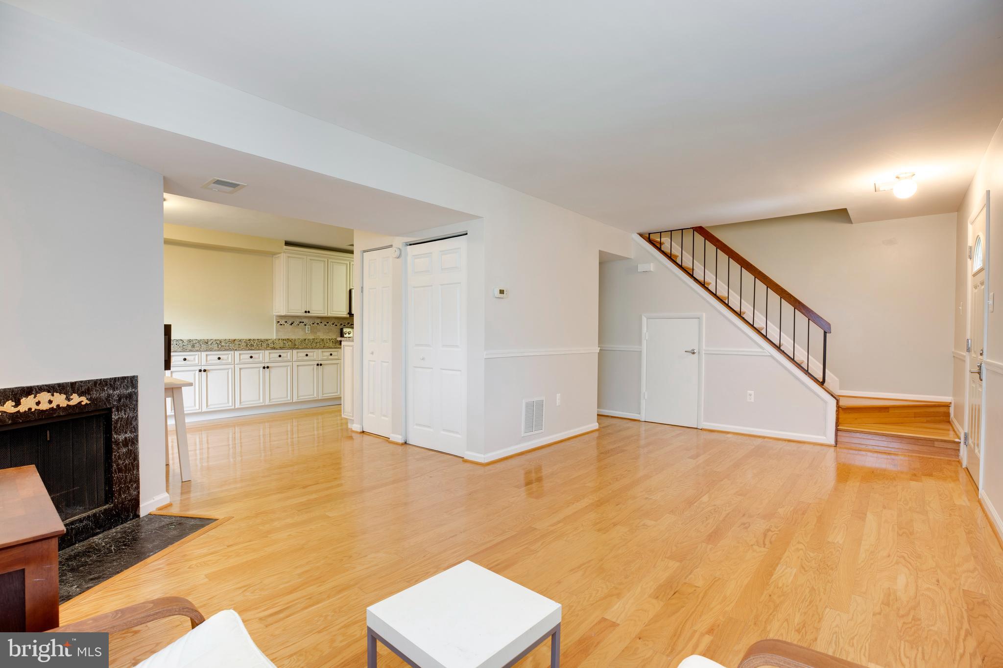 BURKE CENTRE - Residential Lease