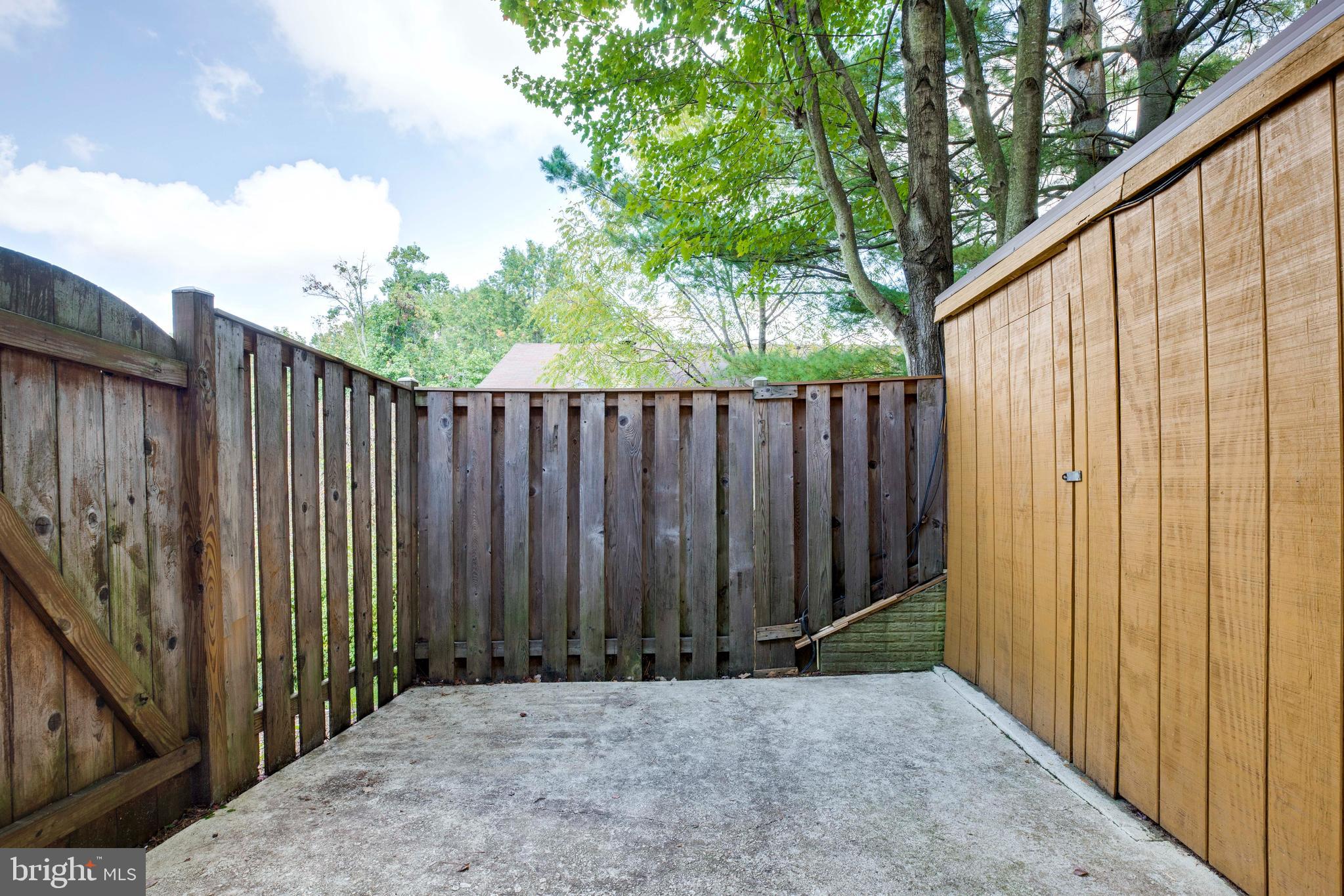 BURKE CENTRE - Residential Lease