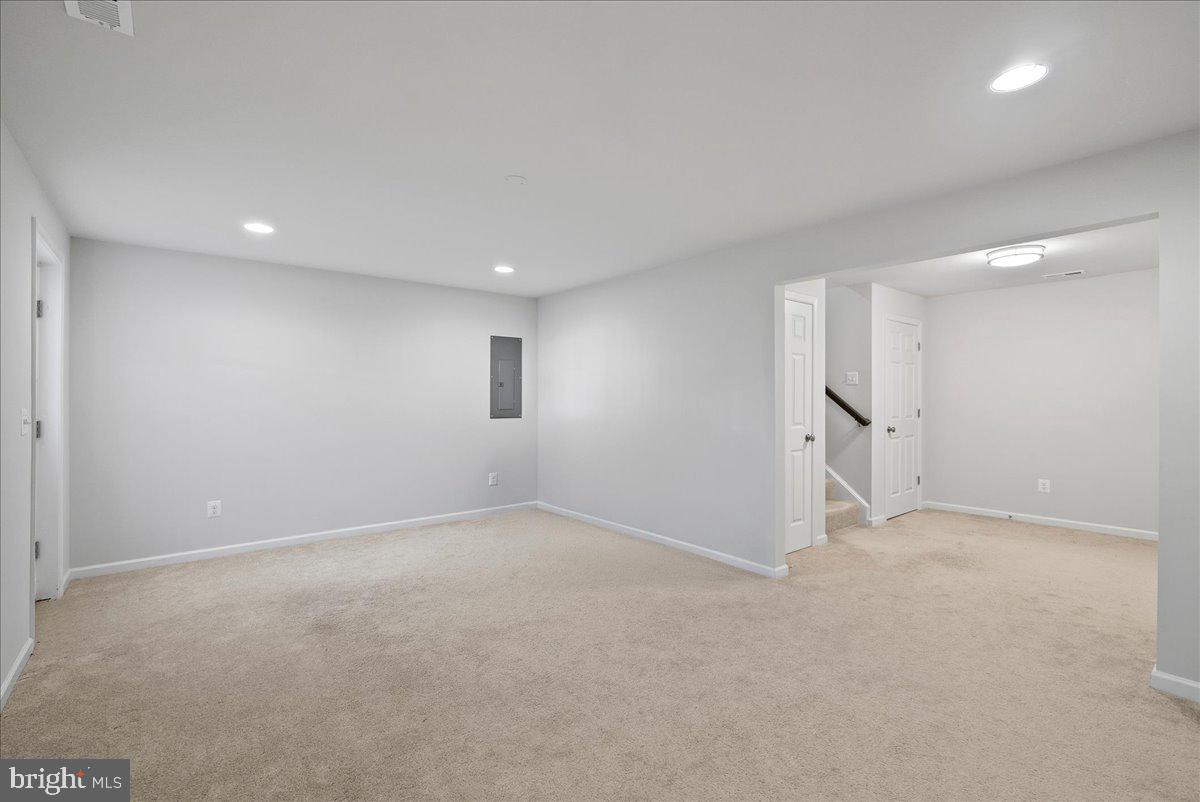 SNOWDEN BRIDGE - Residential Lease