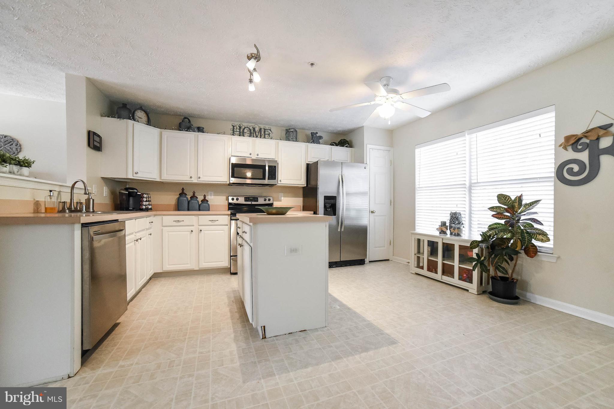 BAYVIEW HILLS - Residential