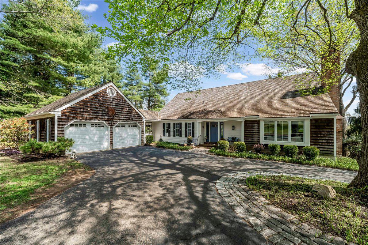 STONEGATE - Residential