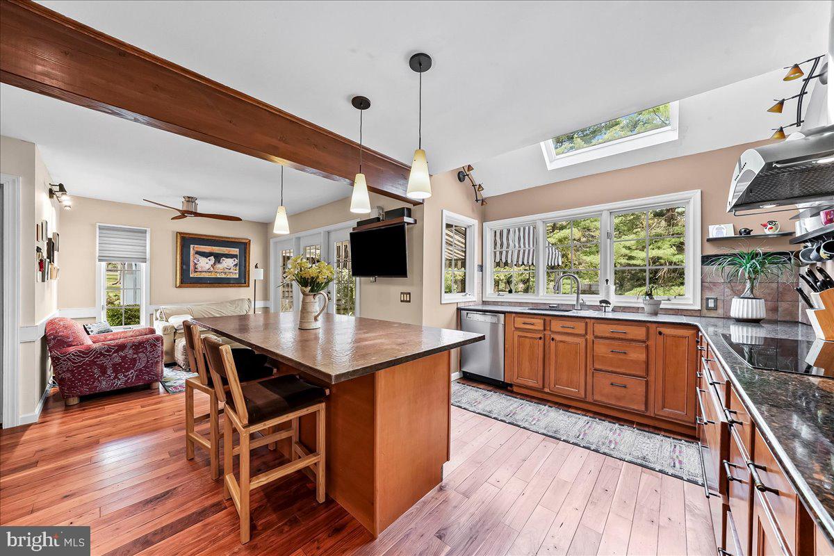 STONEGATE - Residential