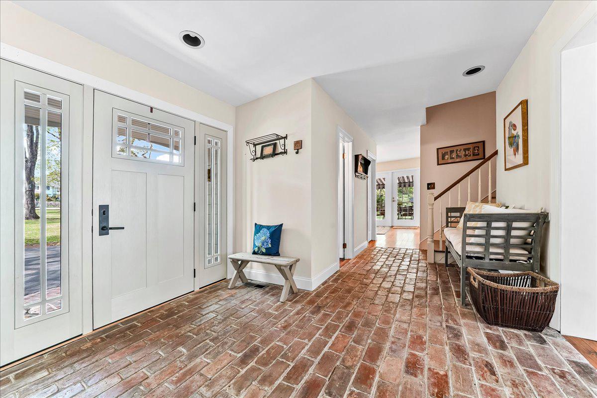 STONEGATE - Residential