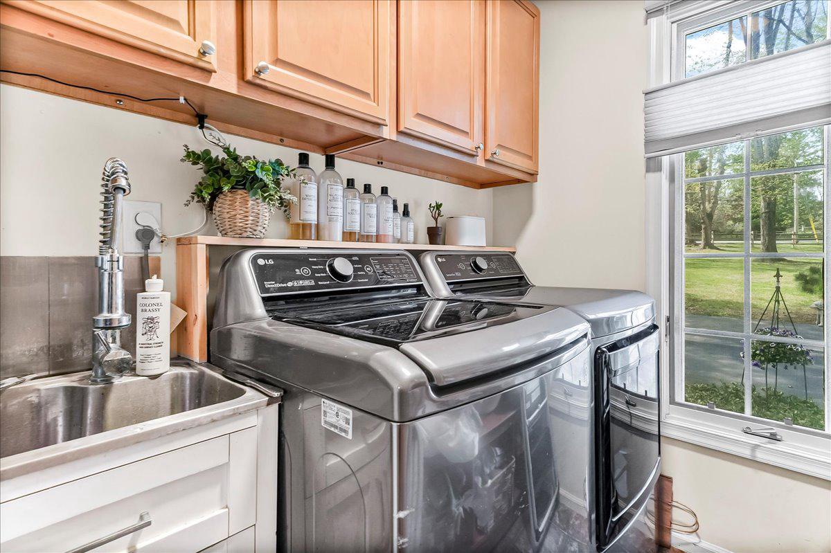 STONEGATE - Residential