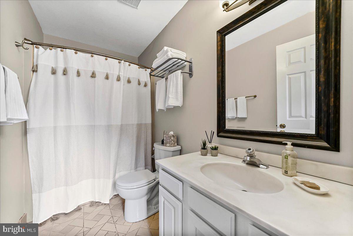 STONEGATE - Residential