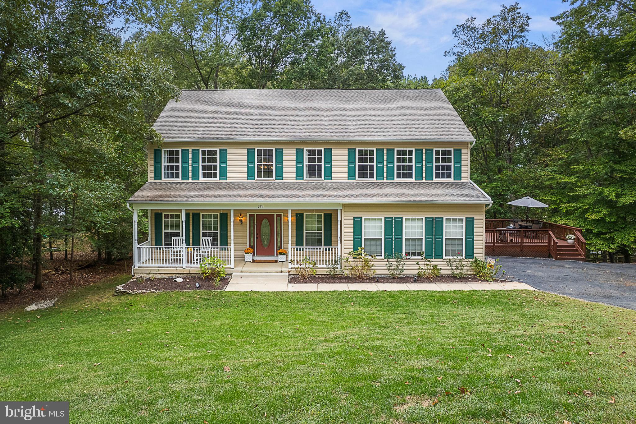321 RAFT COVE