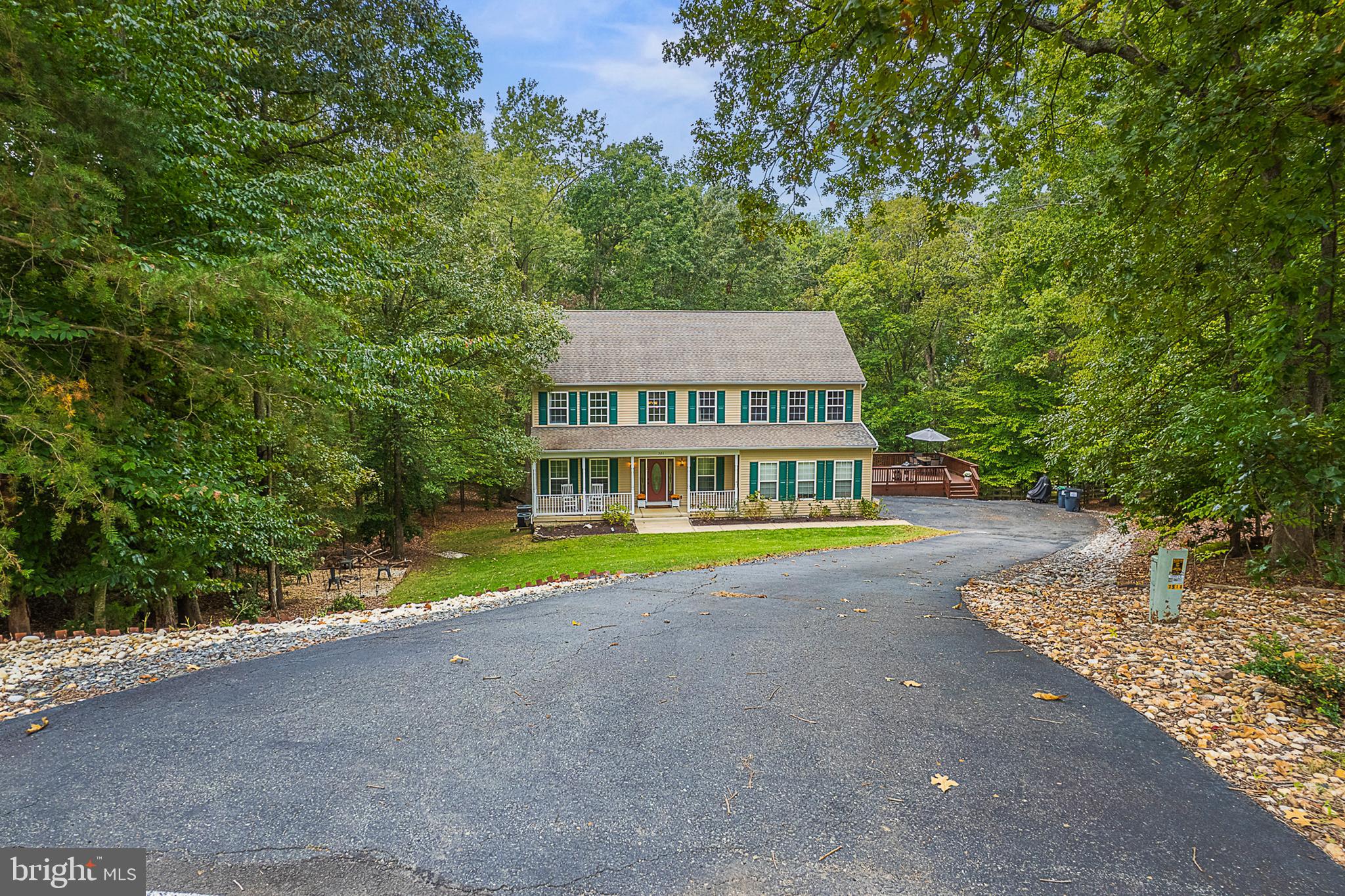 321 RAFT COVE