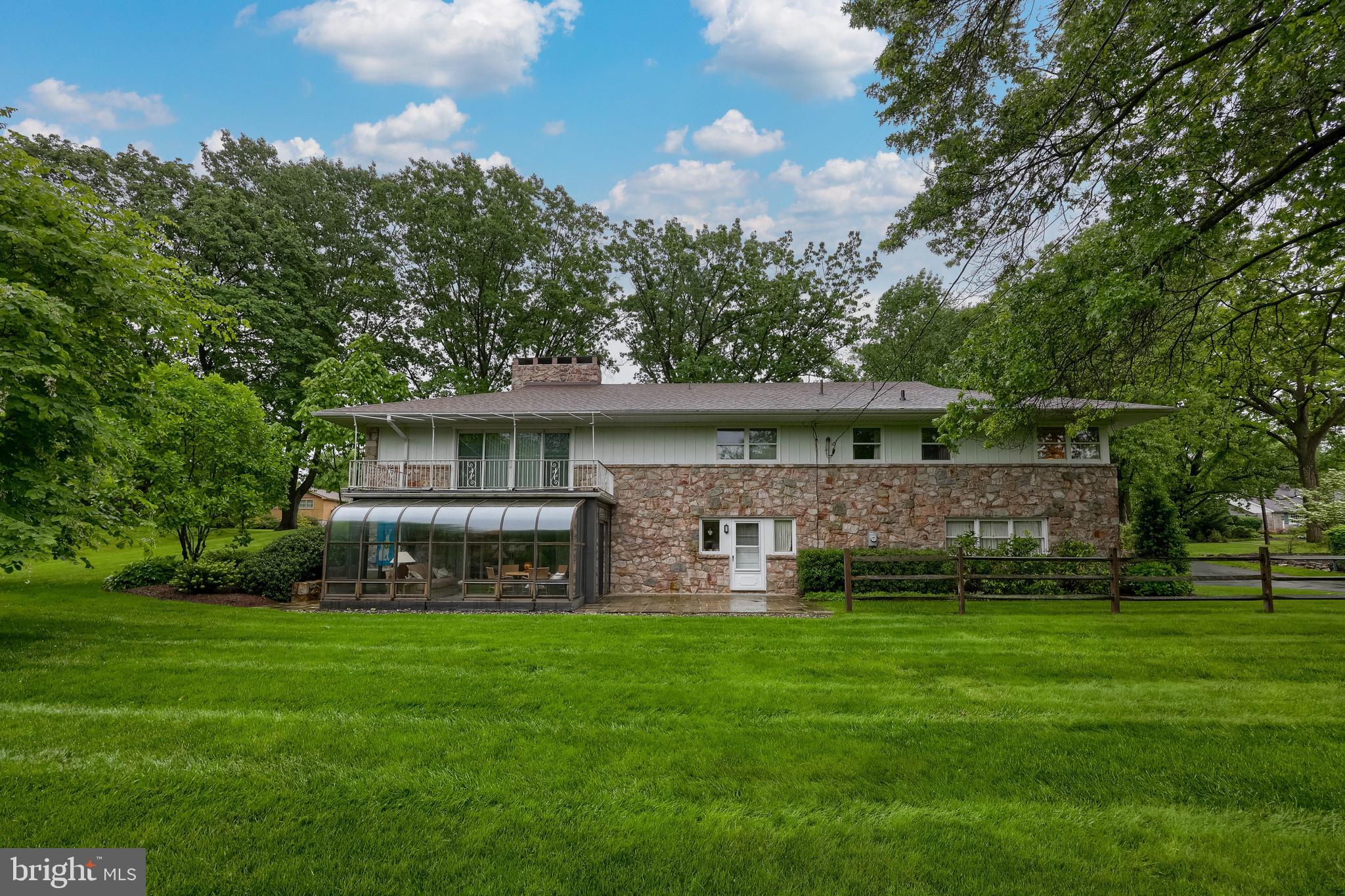 1545 FARR ROAD