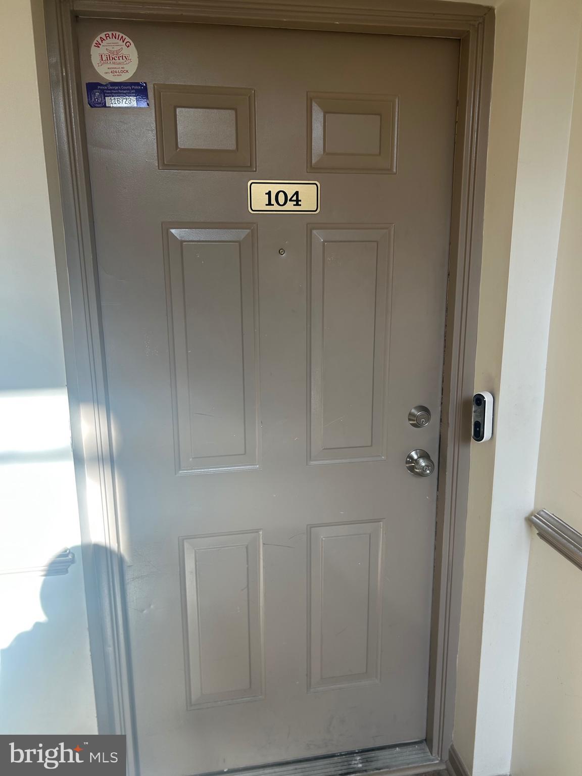 LAKE POINTE CONDOMINIUMS - Residential