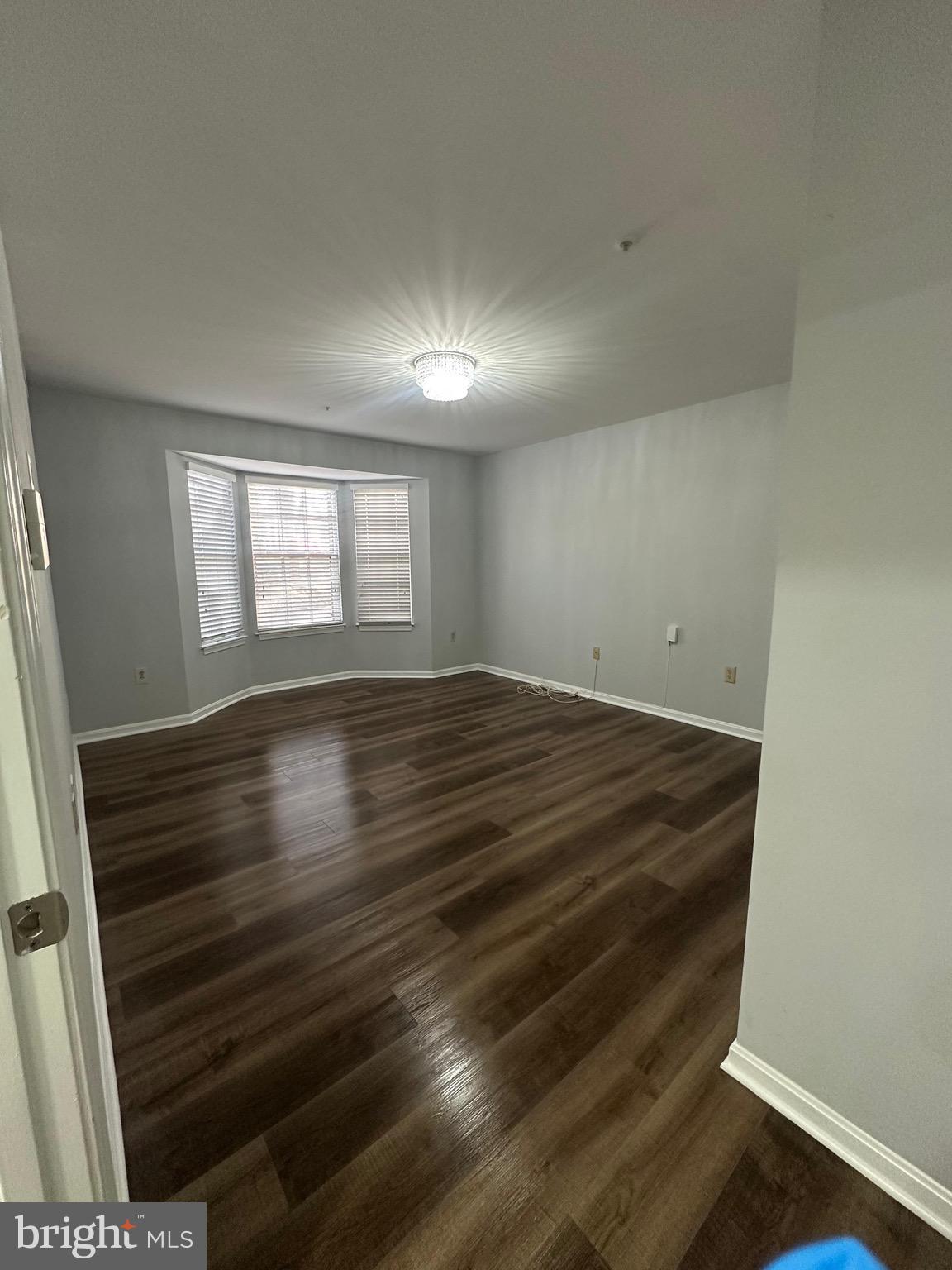 LAKE POINTE CONDOMINIUMS - Residential