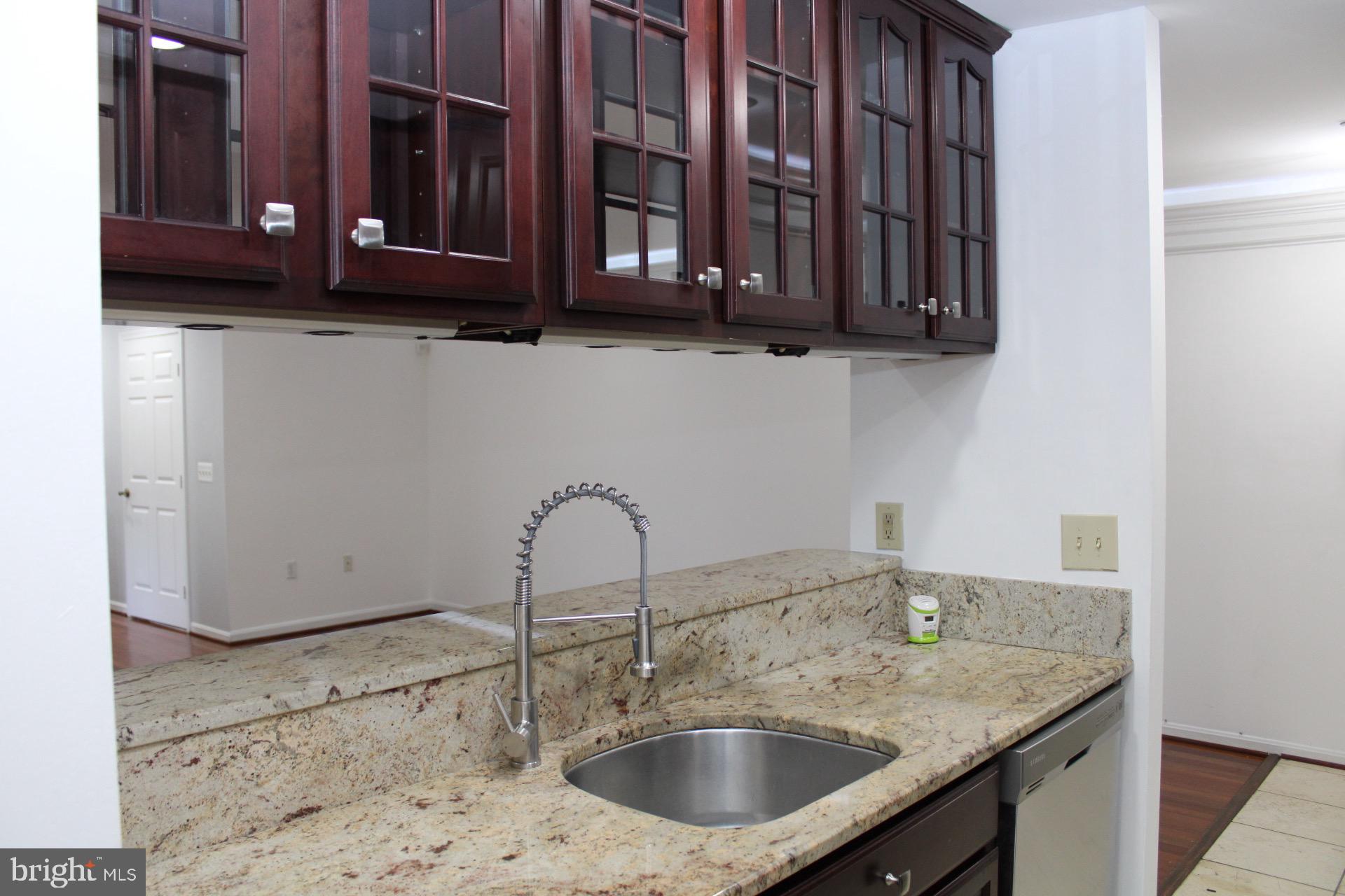 LAKE POINTE CONDOMINIUMS - Residential