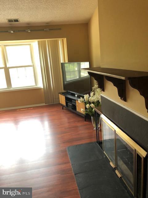 20 GILPIN COURT