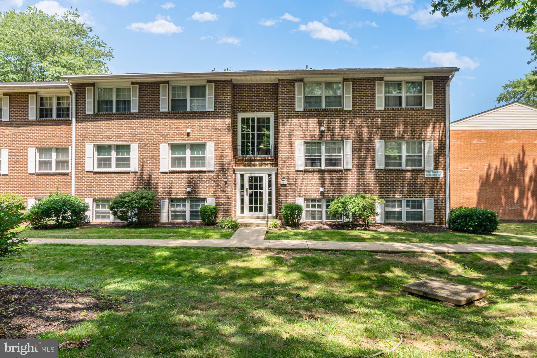 Exceptional two bedroom one bath terrace condo in the heart of Bel Air. This unit is located on the lower level with access both front and rear,wall to wall carpeting and paint in a color scheme that's sure to please. Walk to shopping and all the wonderful things that Bel Air has to offer. All appliances are included plus there is a separate utility room in the unit with a washer dryer. This is one of the few units in Hickory Hills which has level access to the rear of the unit and a dedicated walk way can be added at the buyers expense subject to restrictions and condo association approval.