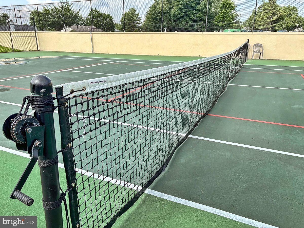 CRESTWOOD VILLAGE - Residential