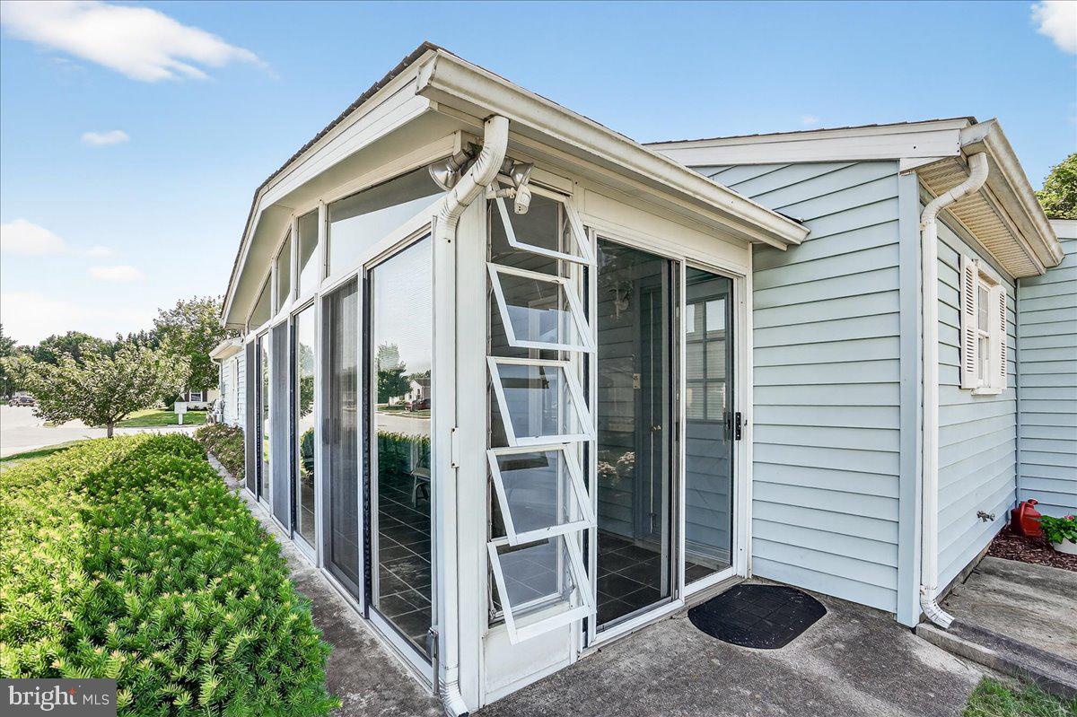 CRESTWOOD VILLAGE - Residential