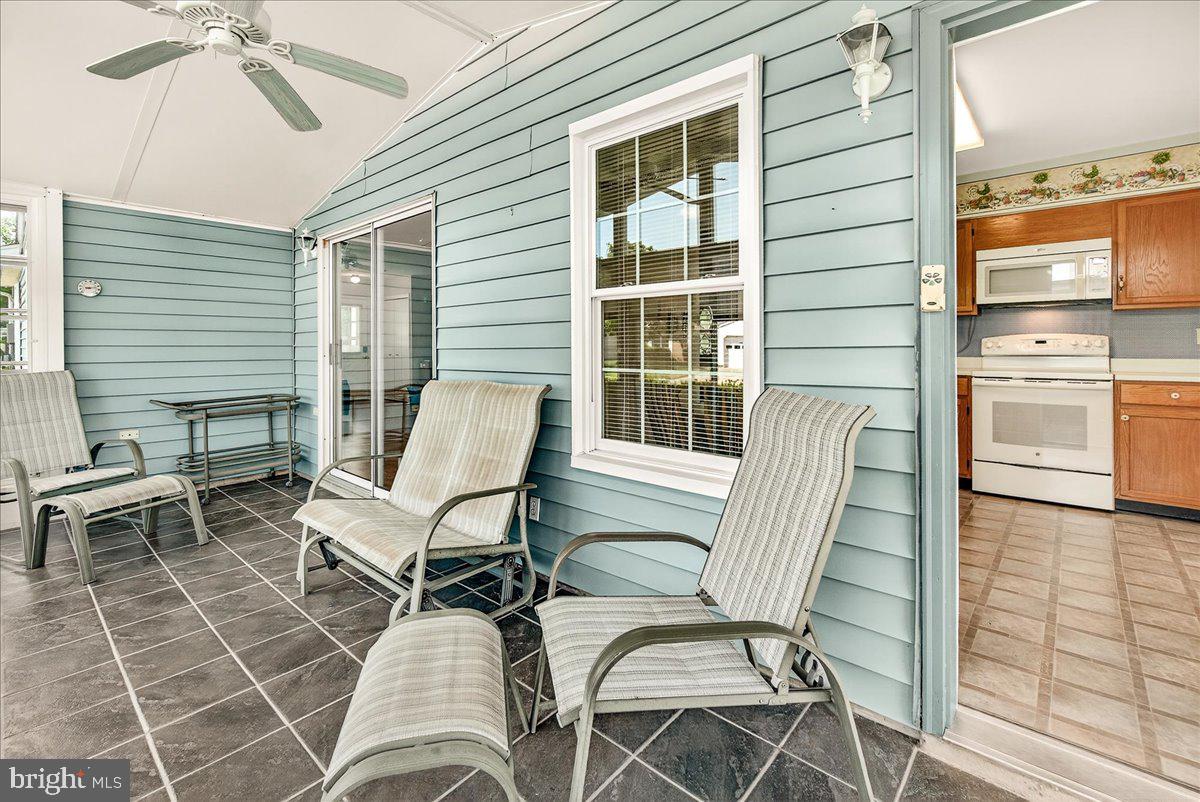 CRESTWOOD VILLAGE - Residential