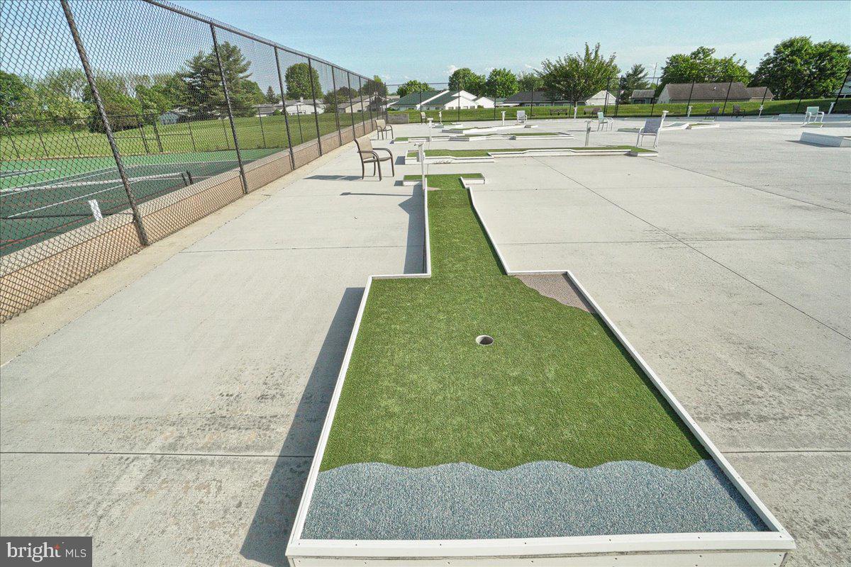 CRESTWOOD VILLAGE - Residential