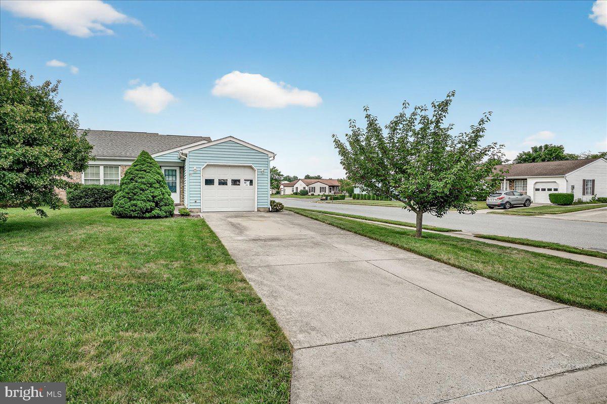 CRESTWOOD VILLAGE - Residential