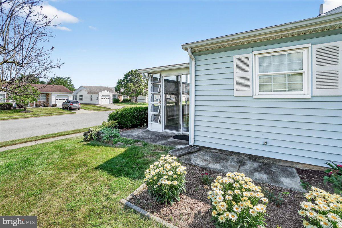 CRESTWOOD VILLAGE - Residential