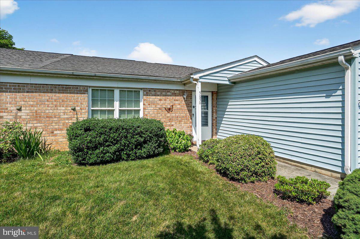 CRESTWOOD VILLAGE - Residential