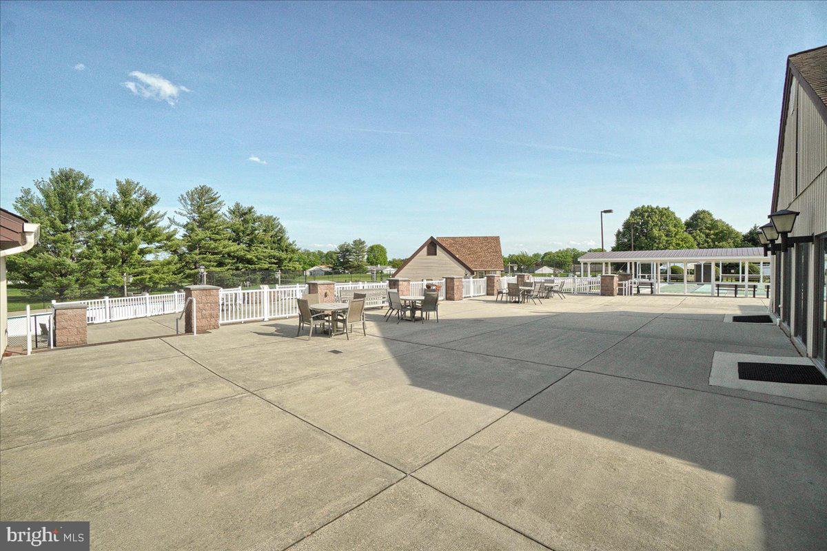 CRESTWOOD VILLAGE - Residential